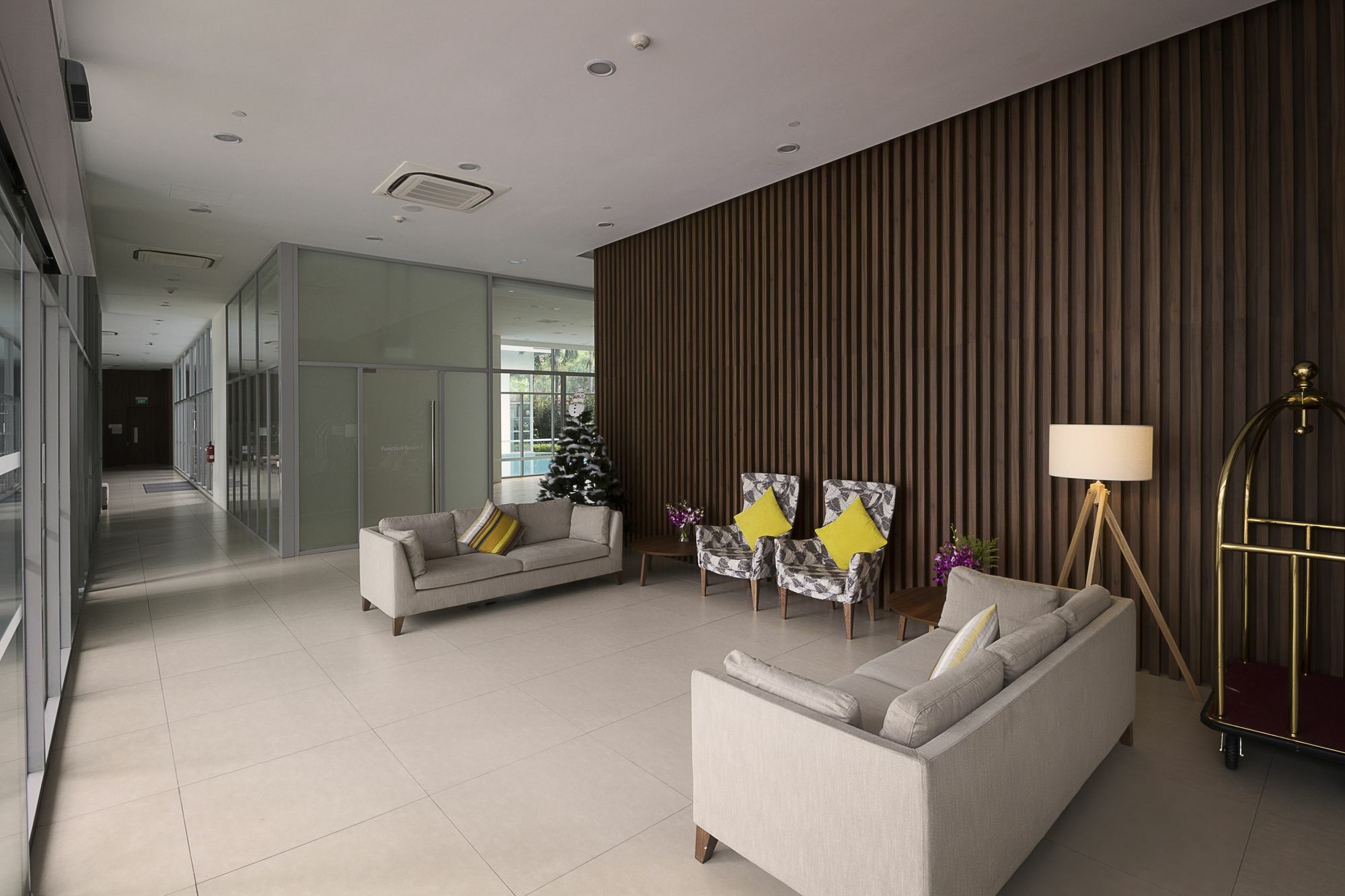 Thanksgiving Serviced Khách sạn hẻo lánh