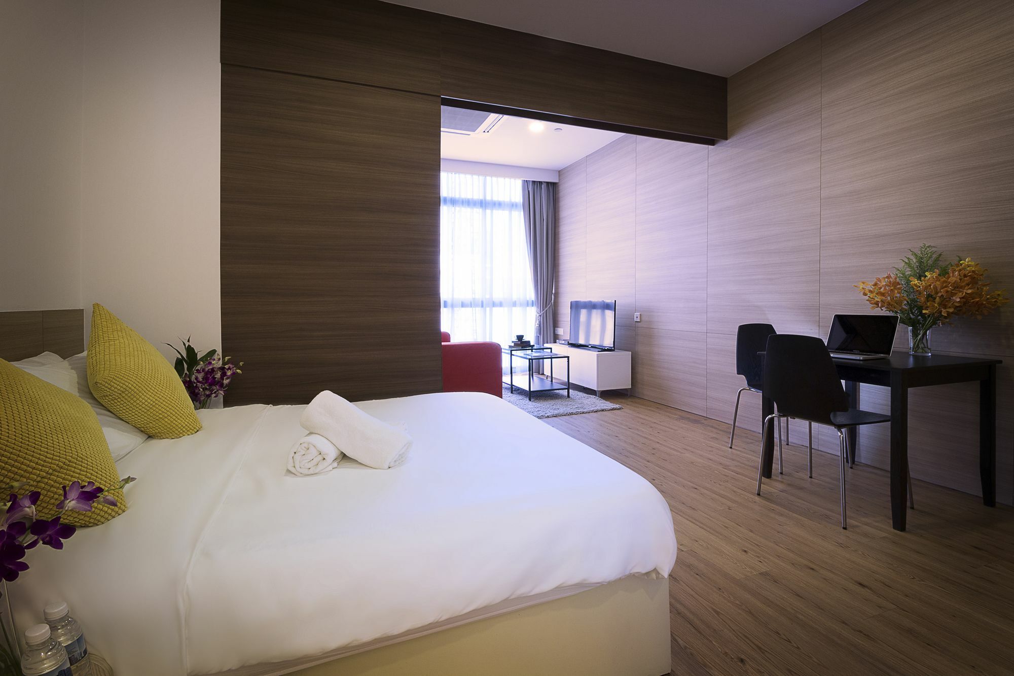 Thanksgiving Serviced Khách sạn hẻo lánh 4*